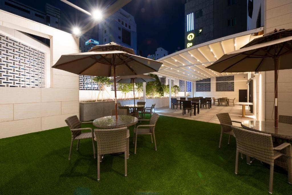 Hound Hotel Yeonsan Busan Esterno foto