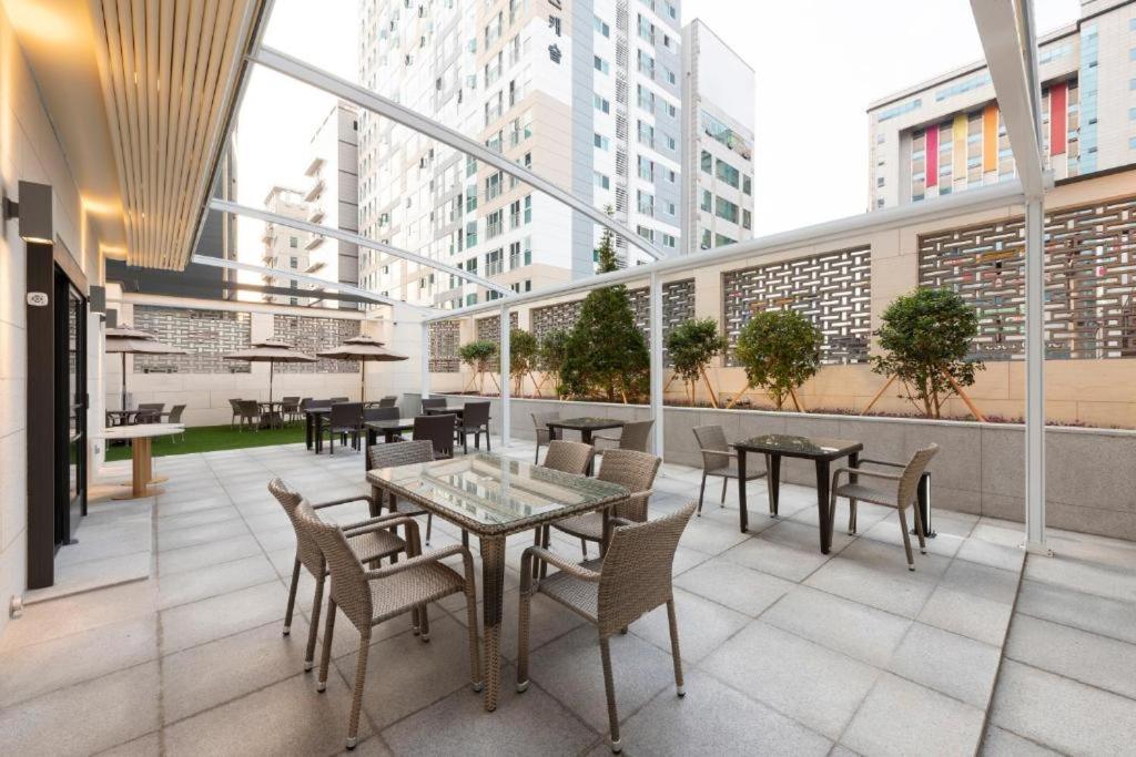 Hound Hotel Yeonsan Busan Esterno foto