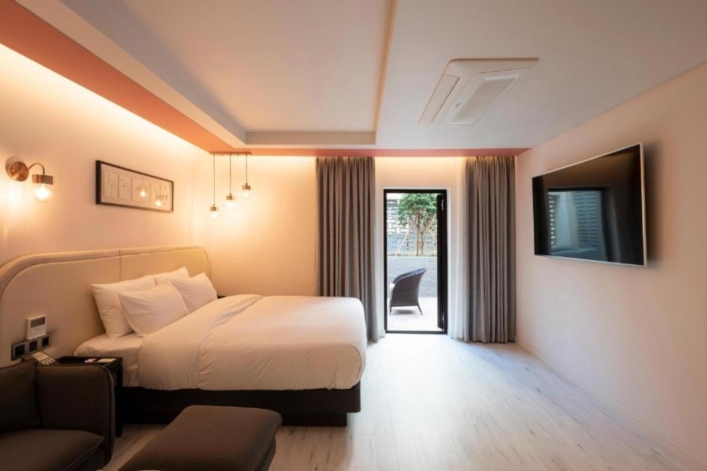Hound Hotel Yeonsan Busan Esterno foto