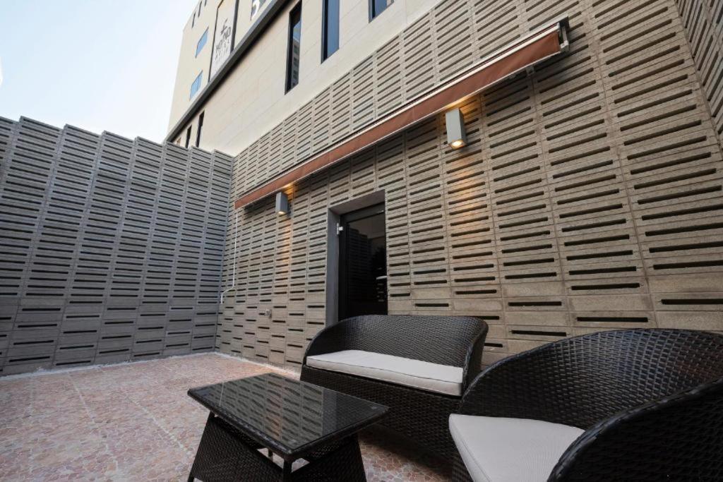 Hound Hotel Yeonsan Busan Esterno foto