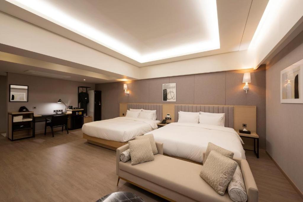 Hound Hotel Yeonsan Busan Esterno foto
